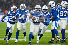 Falcons Colts Football