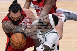 Rockets Bucks Basketball