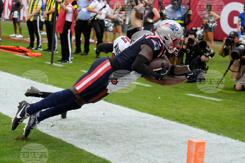 APTOPIX Patriots Buccaneers Football