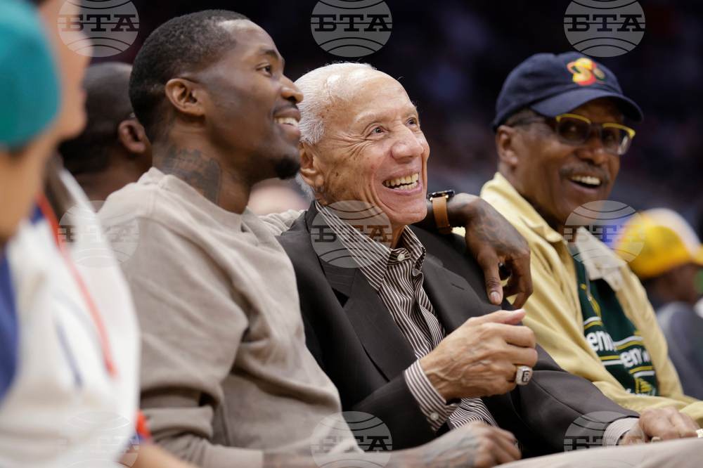 Obit Wilkens Basketball