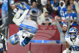 APTOPIX Lions Commanders Football