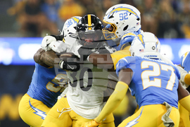APTOPIX Steelers Chargers Football