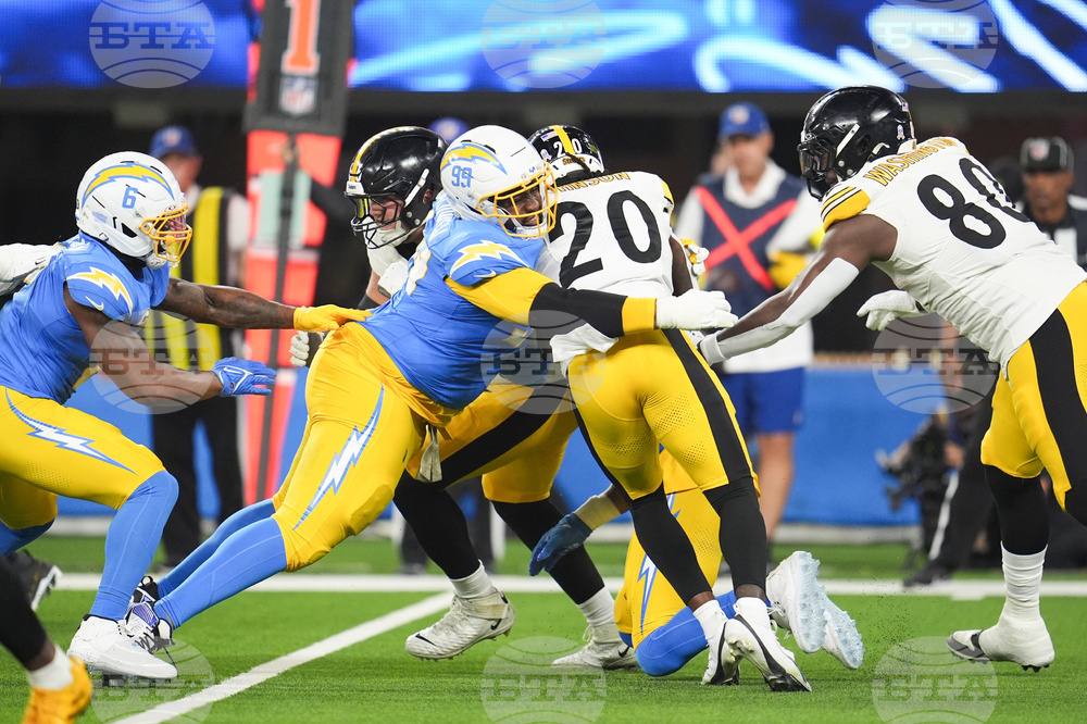 Steelers Chargers Football