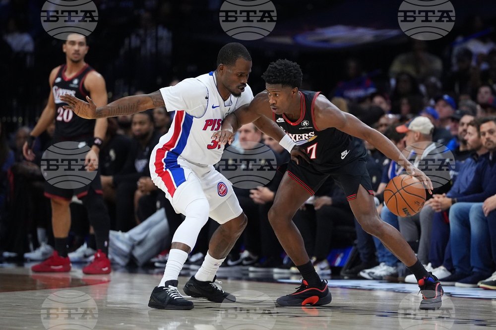 Pistons 76ers Basketball