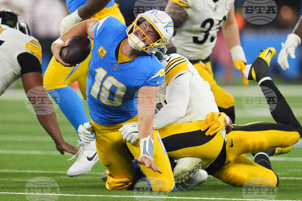 APTOPIX Steelers Chargers Football