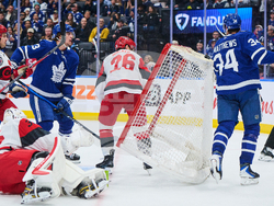 Hurricanes Maple Leafs Hockey