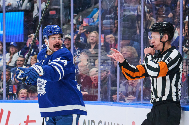 Hurricanes Maple-Leafs Hockey