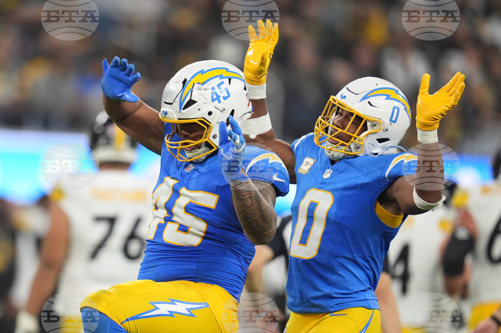 Steelers Chargers Football