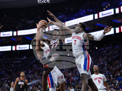 Pistons 76ers Basketball