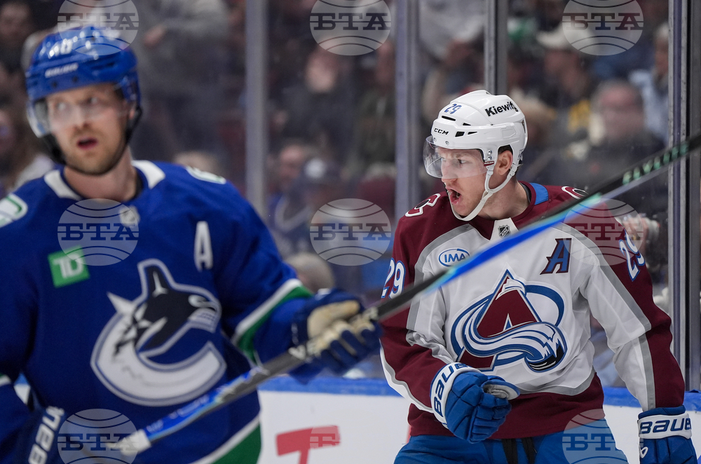 Avalanche Canucks Hockey