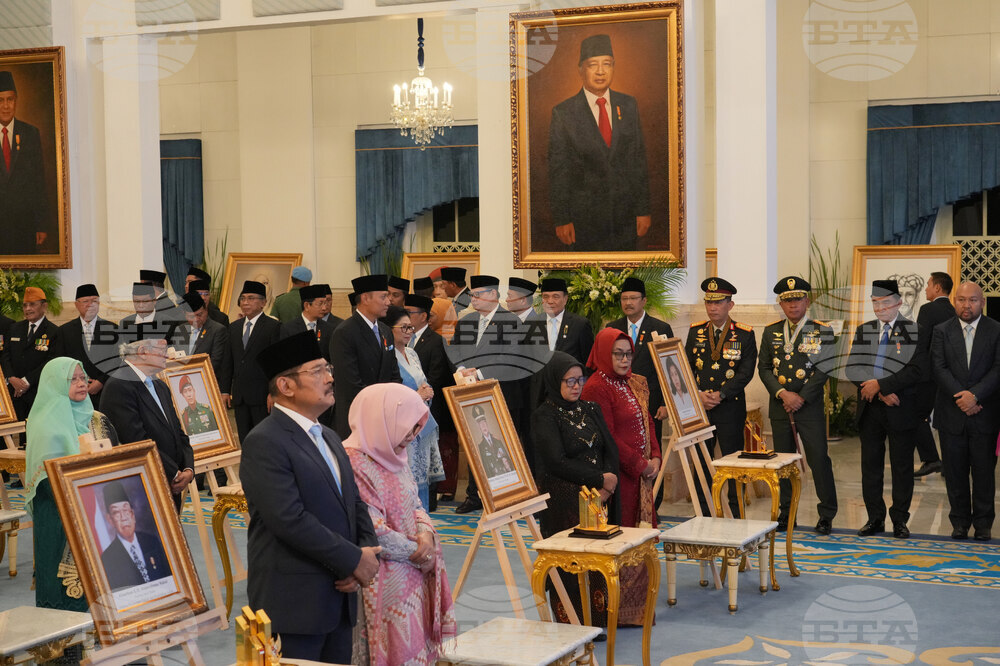 Indonesia Suharto Hero Status