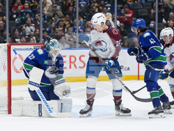 Avalanche Canucks Hockey