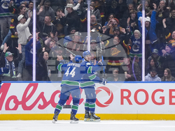 Avalanche Canucks Hockey