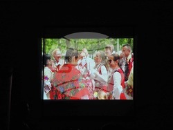 Български фолклорни състави в чужбина - среща