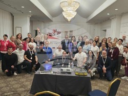 Български фолклорни състави в чужбина - среща