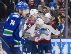 Avalanche Canucks Hockey