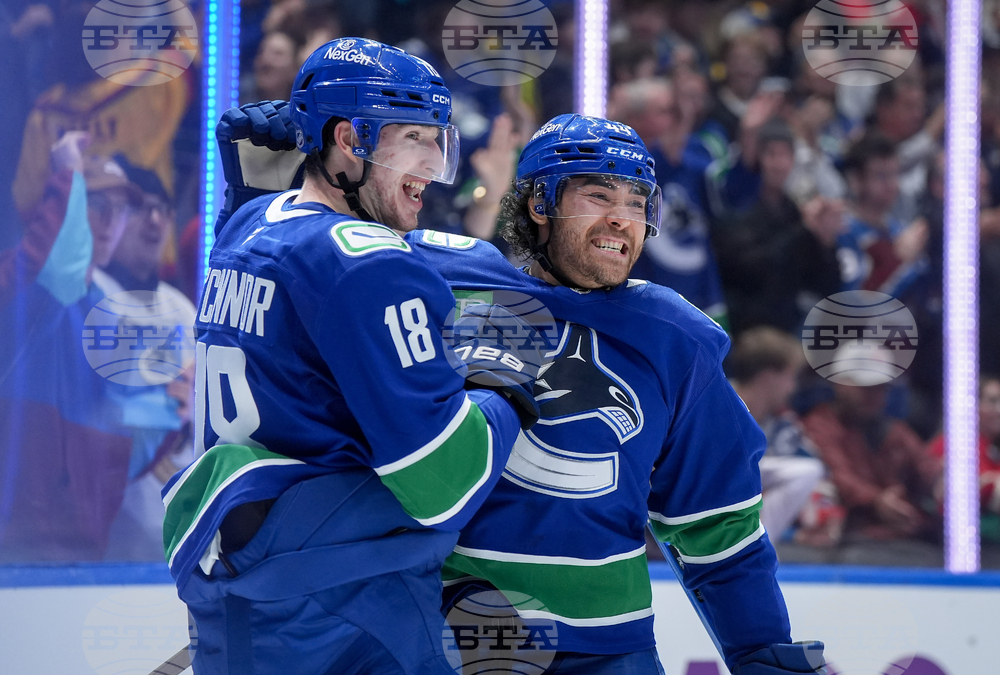 Avalanche Canucks Hockey