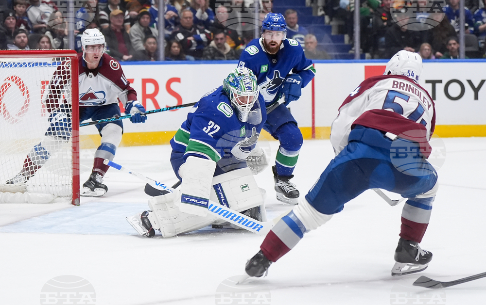 Avalanche Canucks Hockey