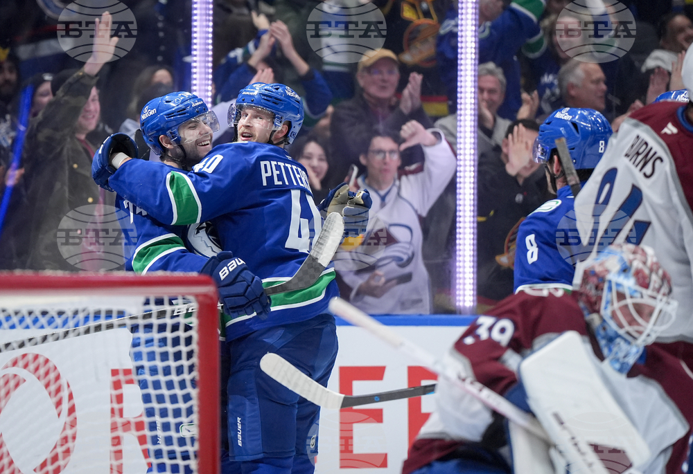 Avalanche Canucks Hockey