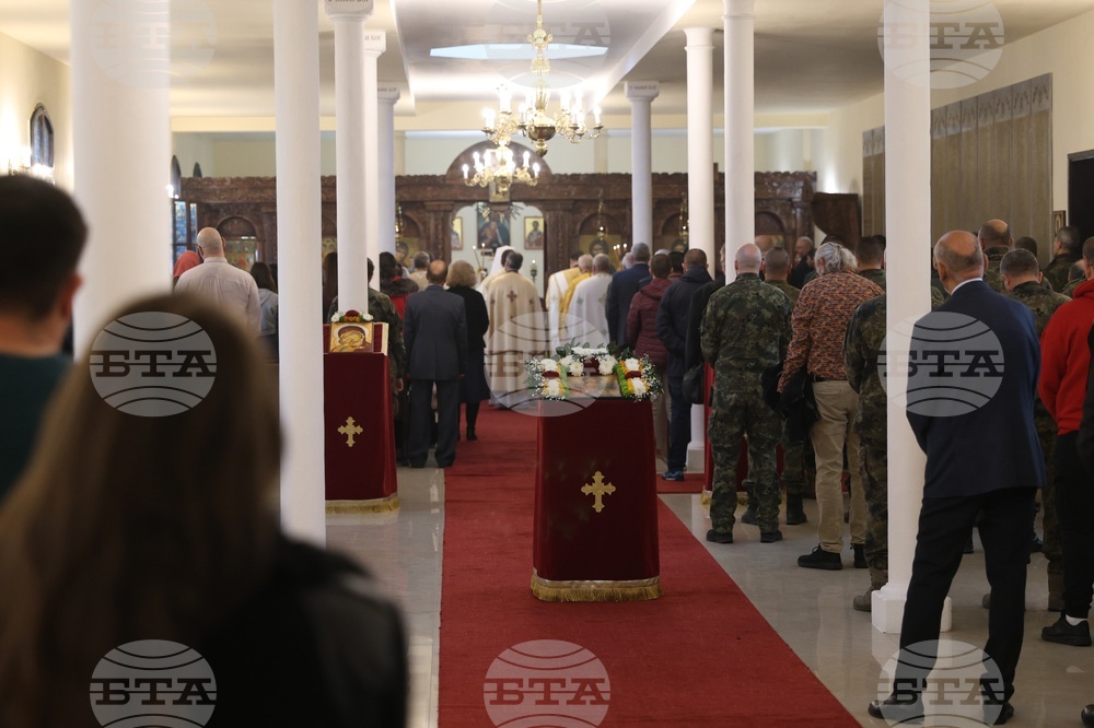 Военна академия - патриарх Даниил - литургия