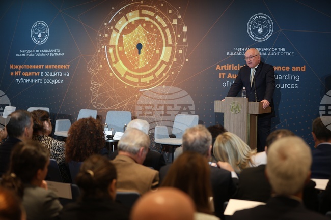 Одиторите на Сметната палата са напълно подготвени да пазят публичните ресурси в една нова финансова и икономическа реалност за страната ни, каза Димитър Главчев