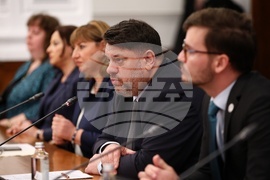 „Доброволчеството в България – може ли държавата да подкрепи доброволците в България?“ - кръгла маса