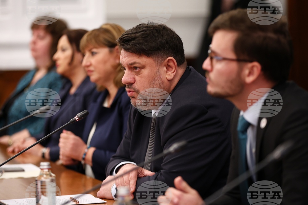 „Доброволчеството в България – може ли държавата да подкрепи доброволците в България?“ - кръгла маса