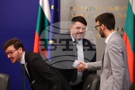 „Доброволчеството в България – може ли държавата да подкрепи доброволците в България?“ - кръгла маса