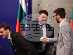 „Доброволчеството в България – може ли държавата да подкрепи доброволците в България?“ - кръгла маса