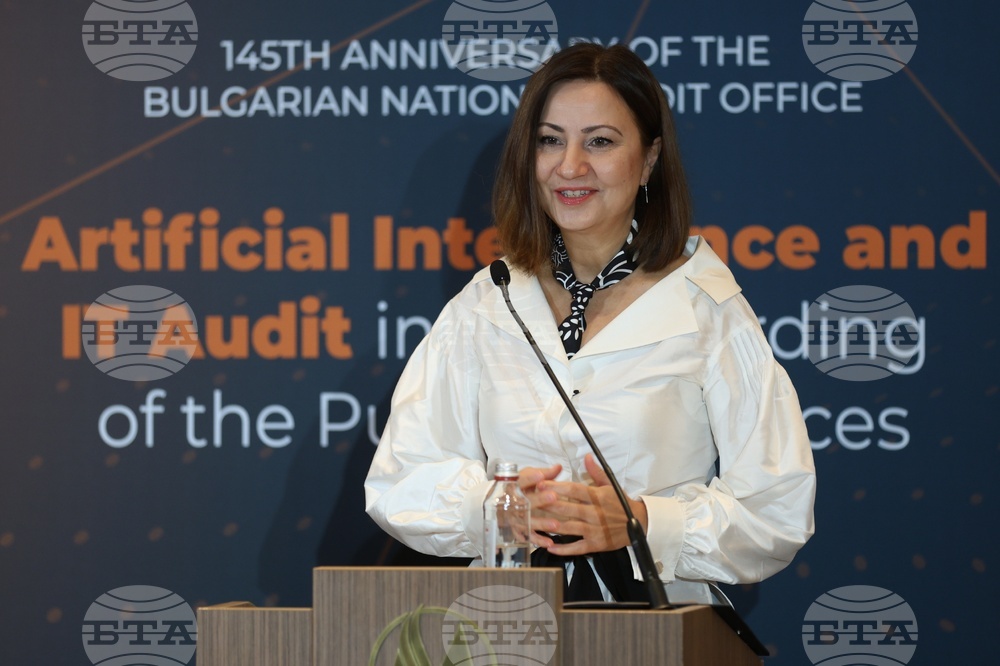 Изкуственият интелект е възможност да засилим прозрачността и доверието на гражданите в управлението на публичните ресурси, каза Илиана Иванова