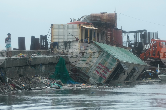 Филипините потвърдиха смъртта на 13 души вследствие на нов тайфун