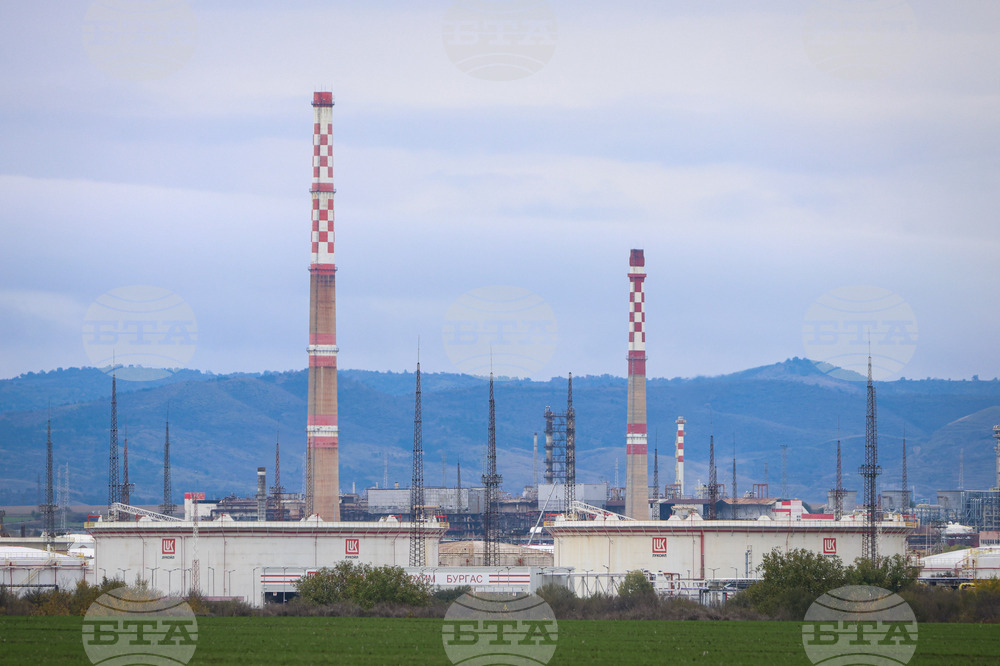 Бургас - „Лукойл Нефтохим“ - производствена база 