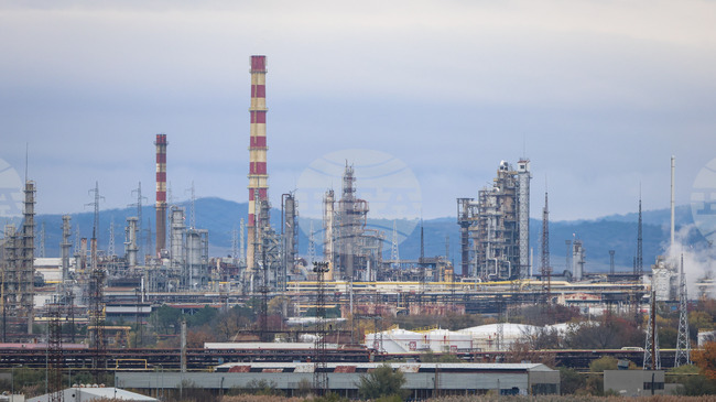 ЕК призовава държавите в ЕС да съгласуват мерките за осигуряване на петролните доставки