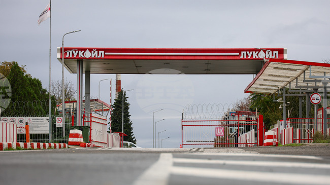 САЩ удължиха до 1 април крайния срок за продажба на чуждестранните активи на "Лукойл" 