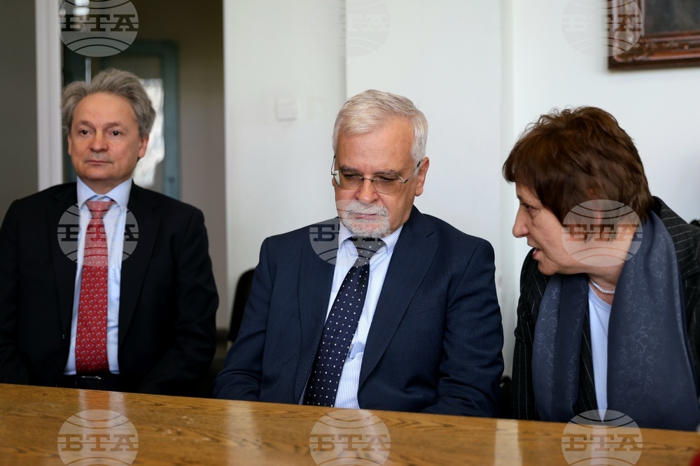 Международен център по математически науки при БАН - изследователски групи - представяне