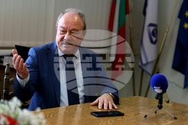 Международен център по математически науки при БАН - изследователски групи - представяне