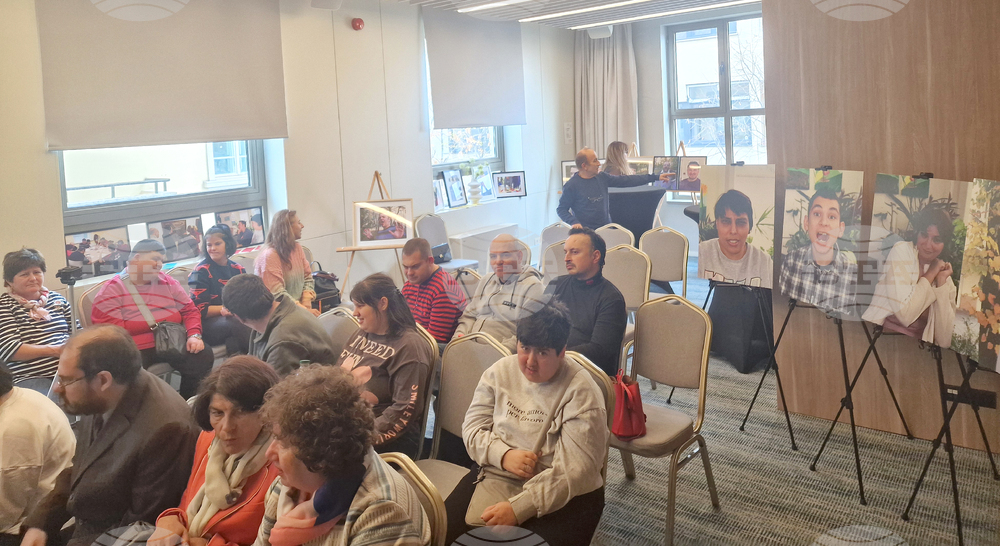 Фотоизложбата „Емоции на фокус“ ще бъде пътуваща експозиция, каза Веска Събева от Асоциацията на родители на деца с епилепсия