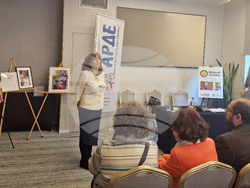 Изложба - "Емоции на фокус"