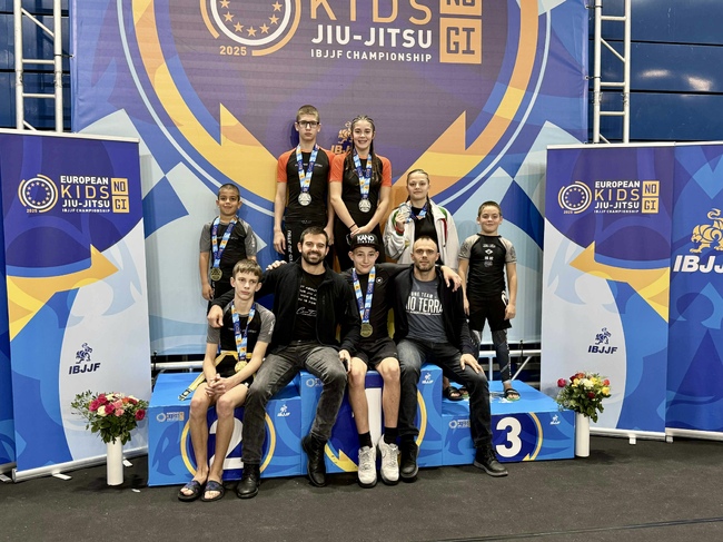 Български състезатели по бразилско джу джицу спечелиха шест медала от European Kids No-Gi IBJJF Championship 2025 в Дъблин