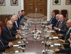 Румен Радев - Жозеф Аун - пленарни разговори