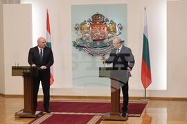 Румен Радев - Жозеф Аун - изявления