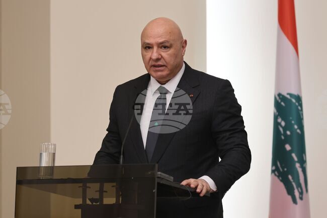 Взехме решения, свързани с откриването на самолетна линия между Бейрут и София, каза президентът на Ливан Жозеф Аун след среща с Румен Радев