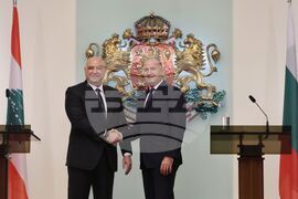 Румен Радев - Жозеф Аун - изявления