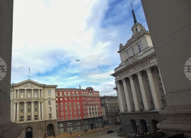 Кабинетът ще разгледа проектозаконите за бюджета за 2026 г. 