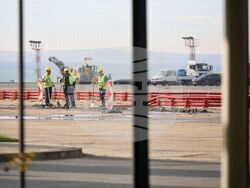 Бургас - летище - ремонт на писта