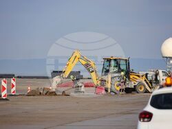 Бургас - летище - ремонт на писта