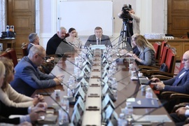 Народно събрание - Комисия по здравеопазването - кръгла маса