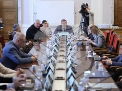 Народно събрание - Комисия по здравеопазването - кръгла маса