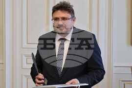 Българска академия на науките - Кирил Вълчев - отличие „За правилна и богата българска реч в журналистиката“