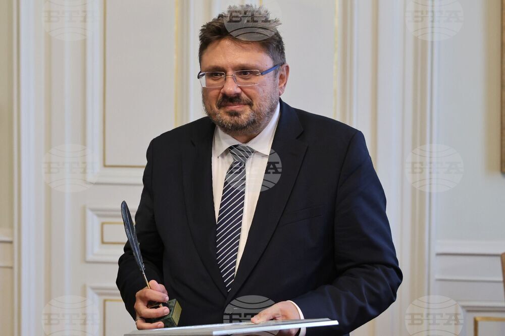 Българска академия на науките - Кирил Вълчев - отличие „За правилна и богата българска реч в журналистиката“